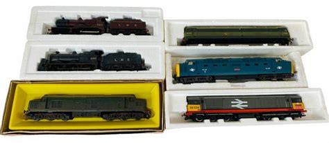 5x Oo Gauge Model Railway Locomotives Circa 1980s Some Models May