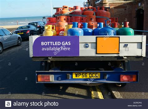 Bottled Gas Delivery Vehicle Stock Photos & Bottled Gas Delivery ...