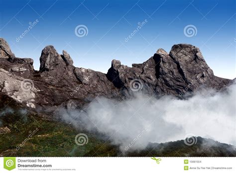 Montaje Kinabalu Foto De Archivo Imagen De Mundo Nubes