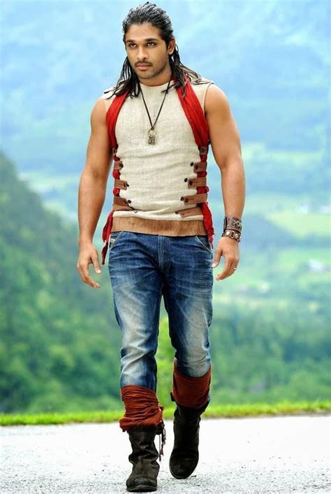 Allu Arjun Look On Badrinath Allu Arjun Hairstyle Best Poses For Men