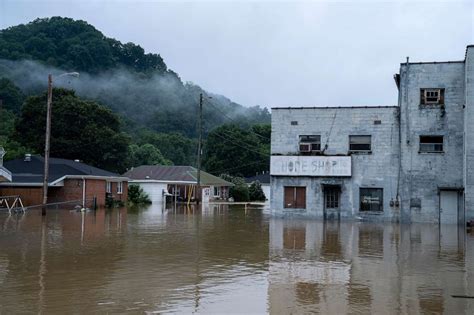 Death Toll Rises To 25 In Kentucky Flooding Likely To Increase Governor Says Abc News