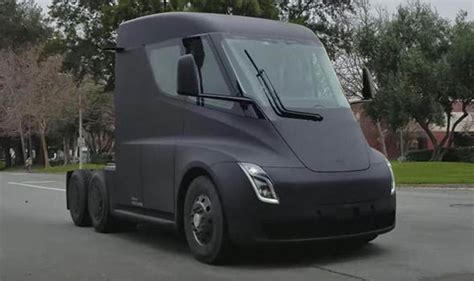 Tesla Semi Electric Truck Spotted Testing In New Video Ahead Of Launch