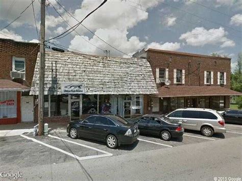 Google Street View Albany (Clinton County, KY) - Google Maps