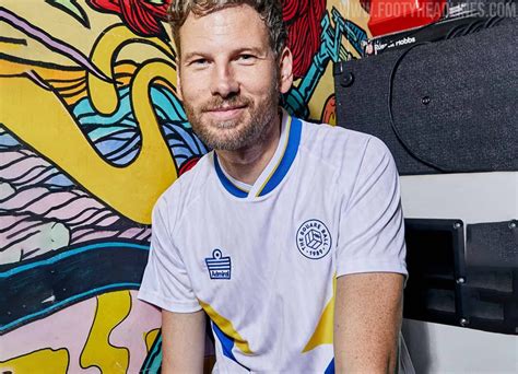 Admiral X The Square Ball Leeds Kit Released Footy Headlines