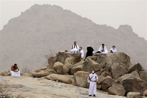 Muslim Pilgrims Arrive In Mecca For Downsized Hajj Daily Mail Online