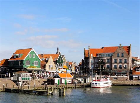 Volendam, Edam and Windmills Tour from Amsterdam | HAPPYtoVISIT.com