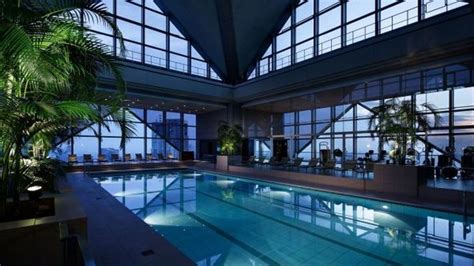 LOST IN TRANSLATION: Park Hyatt Tokyo Hotel, Japan – Karryon