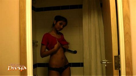 Divya Bharathu XXX Videos Free Porn Videos