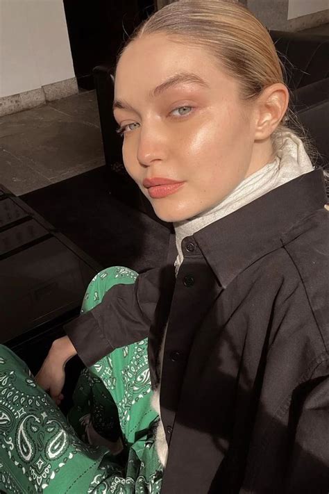 Gigi Hadid Th On Twitter How To Do Gigi Hadids Skincare Routine 🧖🏼‍♀