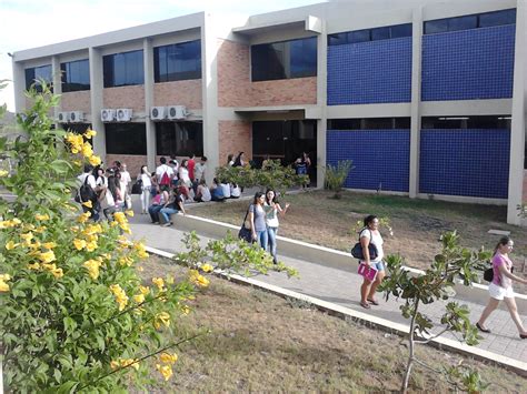 Ciências e Educação UFCG abre cinco vagas para professores