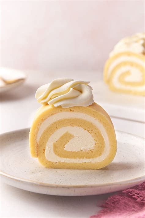 Vanilla Roll Cake