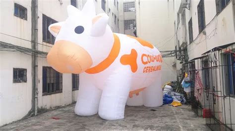 Free Shipping 4m Long Giant Inflatable Cow For Promotion In Party DIY