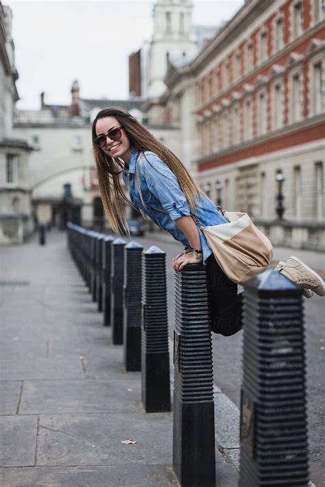 «young Woman Having Fun In The City Del Colaborador De Stocksy «mauro