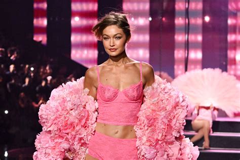 Gigi and Bella Hadid Turned the Victoria’s Secret Fashion Show Into a