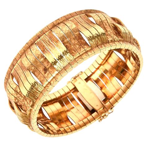 Vintage 18 Karat Gold Italian Milros Bracelet At 1stdibs 18 Karat