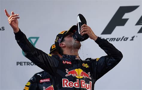 Daniel Ricciardo S Red Bull Redemption Story Is A Formula Fairytale