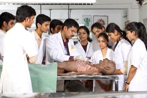 Seth GS Medical College Mumbai Admission Cut Off Courses Fee