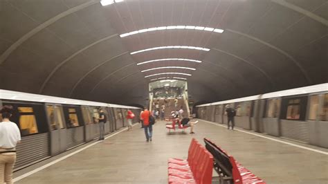 Stația De Metrou Titan Bucuresti Bucharest Romania Metrorex 2 August