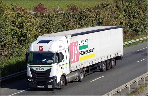 Iveco S Way 460 GNV Groupe Perrenot Saint Donat Sur L He Flickr