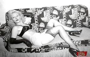 Vintage Nude Really Horny Vintage Naughty XXX Dessert Picture 10
