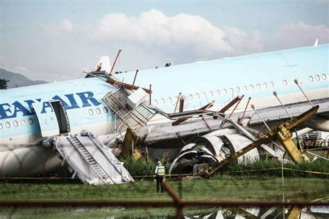 Mactan Cebu Airport Resumes Operation After Korea Air Plane Caused