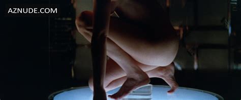 TERRI WELLES Nude AZNude