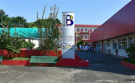 LYCÉE BLAISE PASCAL MISE AU POINT DE L AMBASSADE DE FRANCE