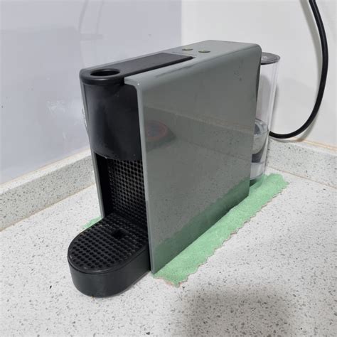 Nespresso Essenza Mini, TV & Home Appliances, Kitchen Appliances ...