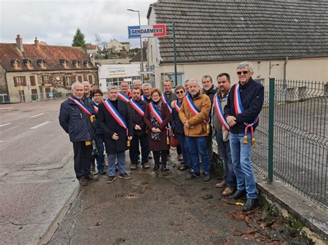 Arnay Le Duc Logements Sans Chauffage Maires Apportent Leur