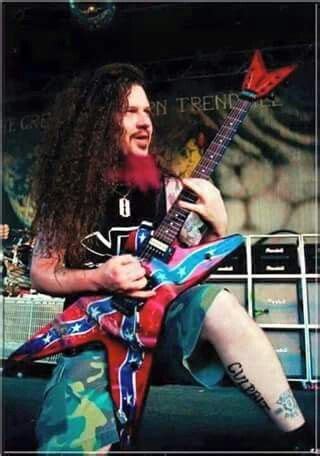 Pin By Pinner On DIMEBAG DARRELL Dimebag Darrell Heavy Metal Bands