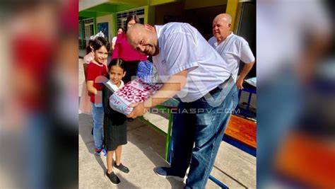 Entregan mochilas con útiles en escuela Volcanes NoticiasPV