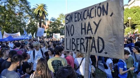 Antes De La Marcha Gobierno Desliza Que Universidades Inventan