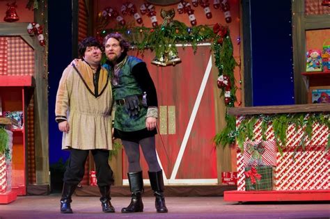 'Twas the Night Before Christmas Gallery - Enlightened Theatrics