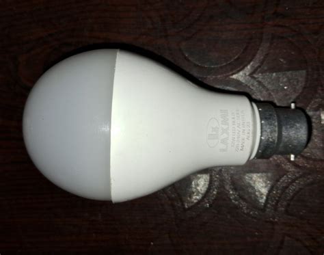 12 W Cool White LED Bulb B22 At Rs 102 Piece In Sugauli ID