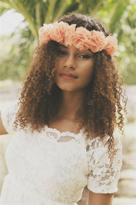 Island MYST: Trend: Floral Headbands and Crowns