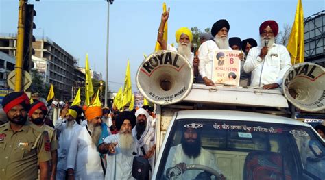 Punjab Dal Khalsa Protests Removal Of Bhindranwales Pictures From