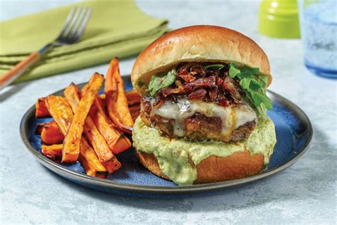 Cheesy Beef Creamy Pesto Burger Recipe Hellofresh