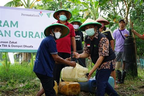 Dompet Dhuafa Dan Bank Permata Syariah Salurkan Bantuan Budi Daya Ikan