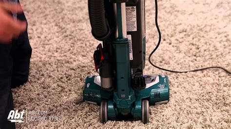 Shark Rotator Powered Lift Away Speed Upright Vacuum NV681 Overview