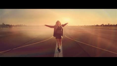 Burn [Music Video] - Ellie Goulding Photo (36680934) - Fanpop