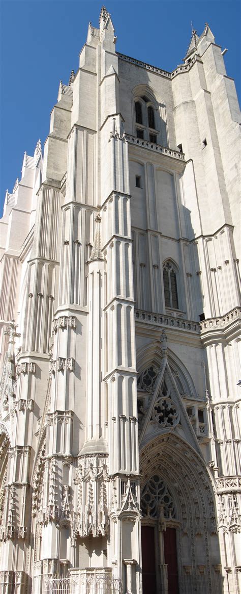 35 engaging photos of Nantes Cathedral, France | BOOMSbeat