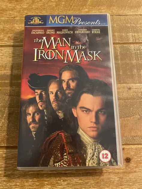 THE MAN IN The Iron Mask VHS Video New Sealed Leonardo DiCaprio Jeremy