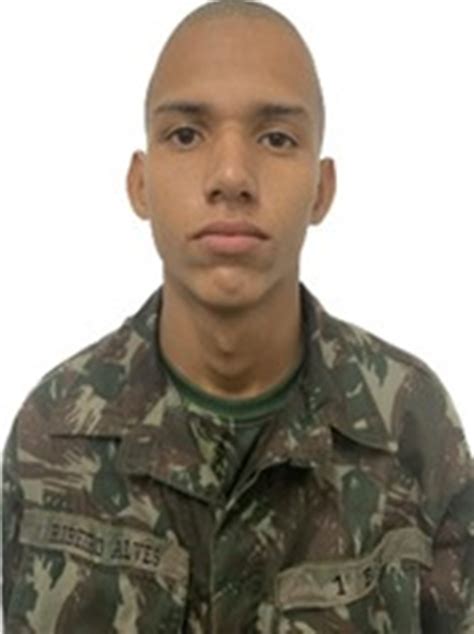 Goiânia soldado do Exército de 19 anos morre em treinamento aquático