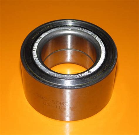 Купить Подшипник переднего колеса ступицы VAG 321 498 625D AUDI 80 90 ...