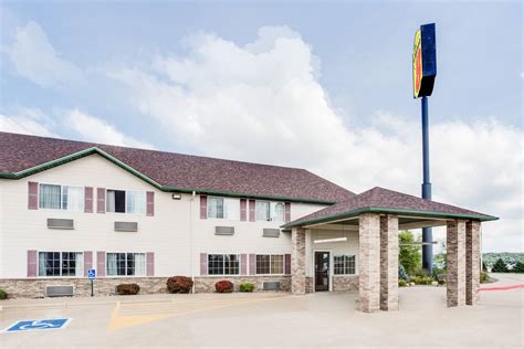 Super 8 by Wyndham Le Claire/Quad Cities | Le Claire, IA Hotels