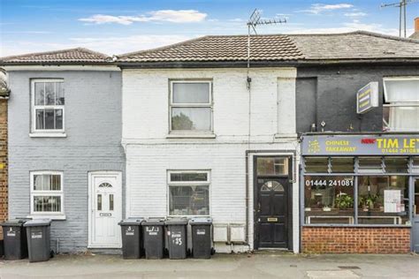 Lower Church Road Burgess Hill Rh15 3 Bedroom Terraced House For Sale