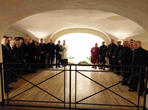 Santa Messa In Suffragio Di Papa Benedetto Xvi Della Delegazione Roma E