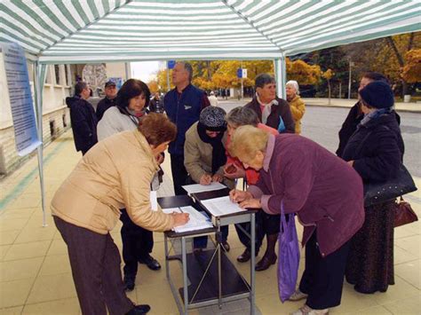 Bulgaria Heads To Polls In Democratic First Swi Swissinfoch