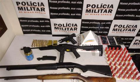 Portal Capara Pol Cia Apreende Quatro Armas De Fogo E Muni O Em Chal