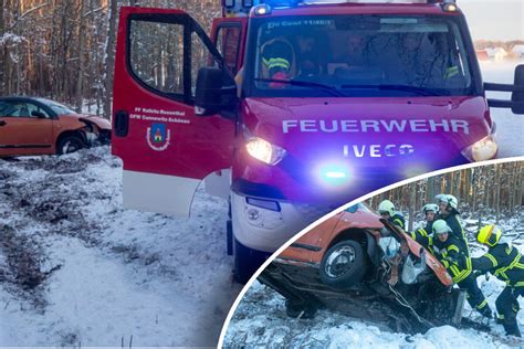 Schwerer Unfall In Schmerlitz Frau Berschl Gt Sich Mit Kleinwagen Und